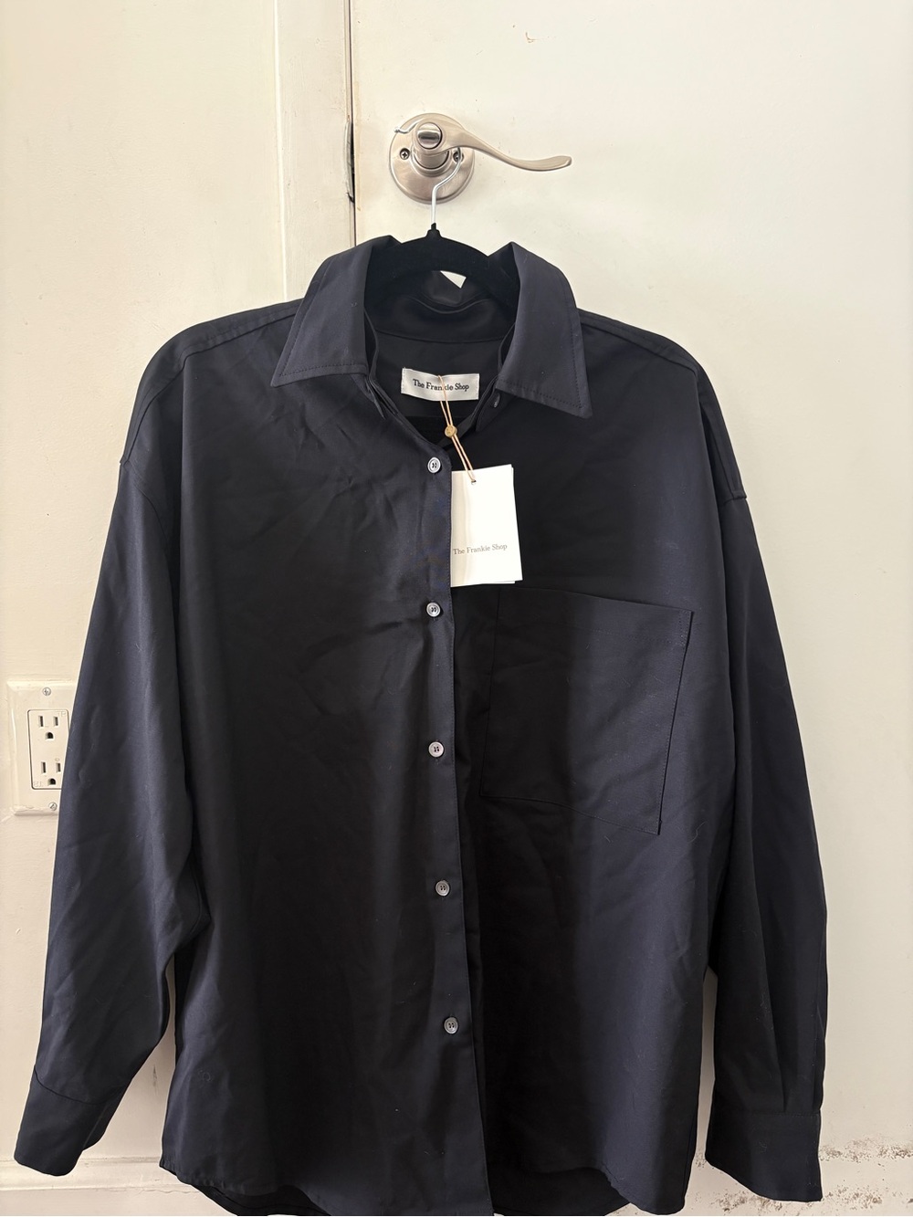 The Frankie Shop Black Button-Front Shirt Jacket